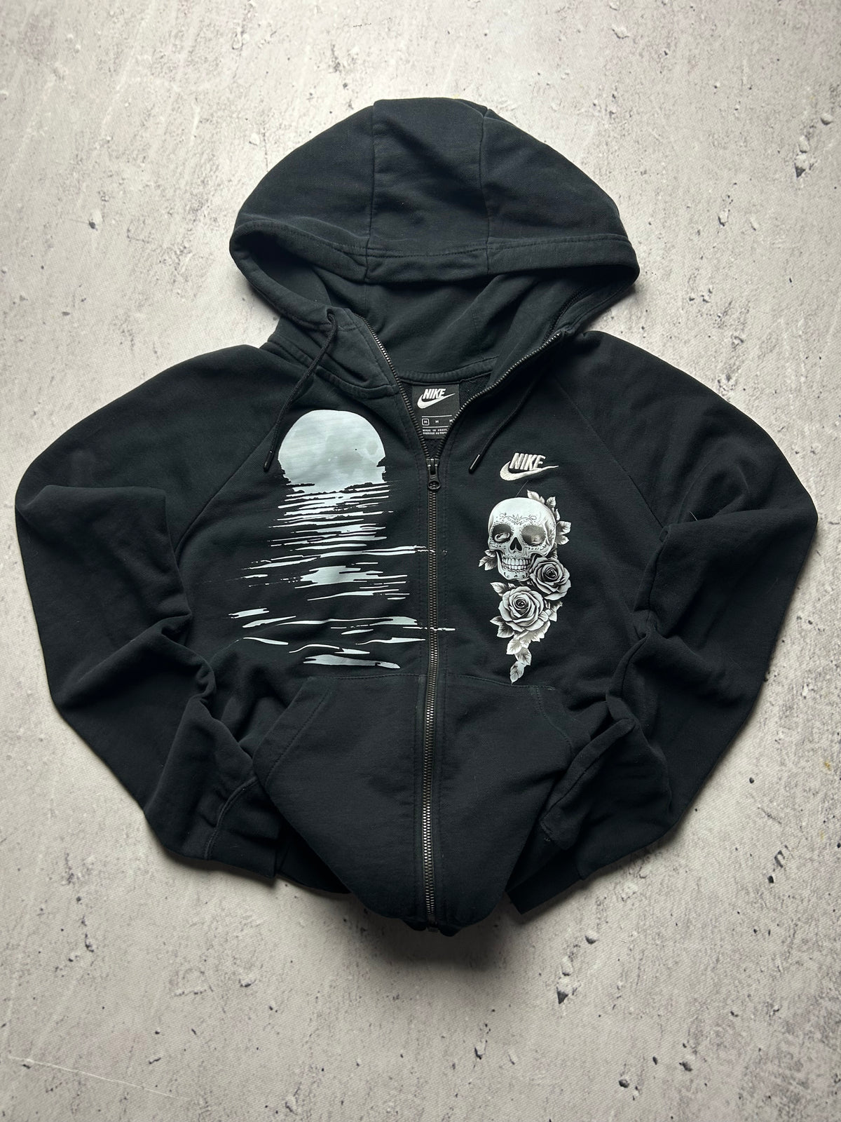 Czarna bluza Nike custom hoodie z kapturem