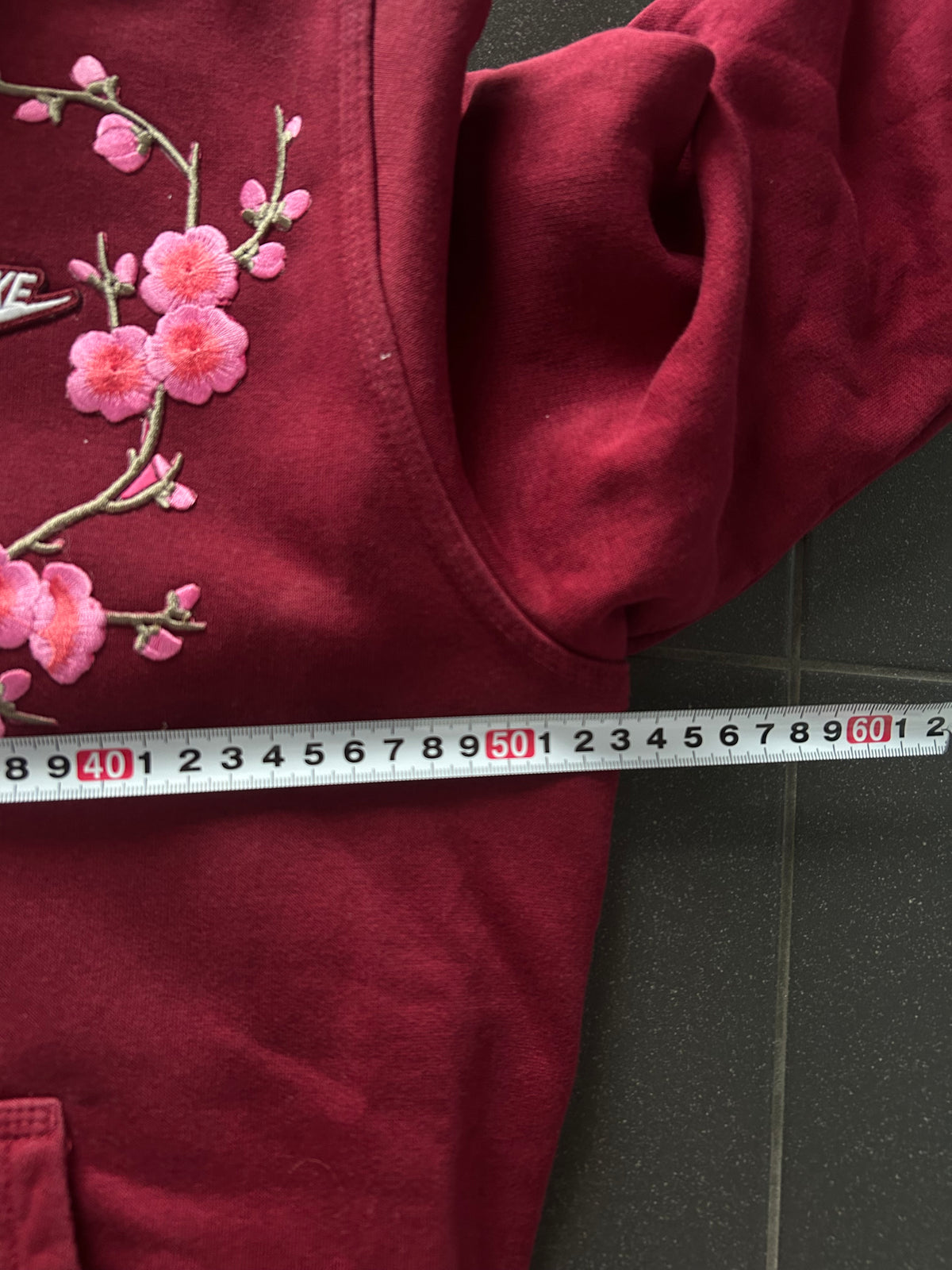 Czerwona bluza Nike rozpinana japan sakura z kapturem